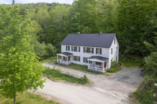 37 Robinson Avenue, Rochester, VT 05767