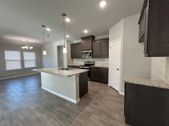 505 Reatta Drive, Justin, TX 76247