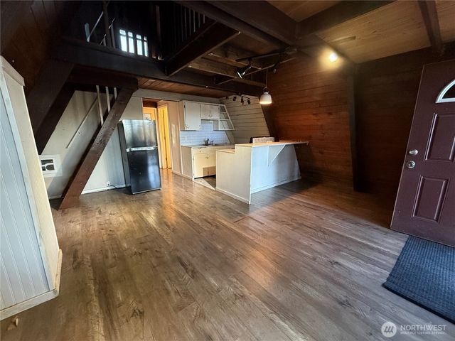 550 E Trails End Drive, Belfair, WA 98528