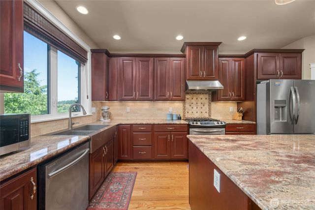 2308 18th Street, Anacortes, WA 98221