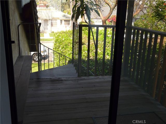 516 518 Roycroft Avenue, Long Beach, CA 90814