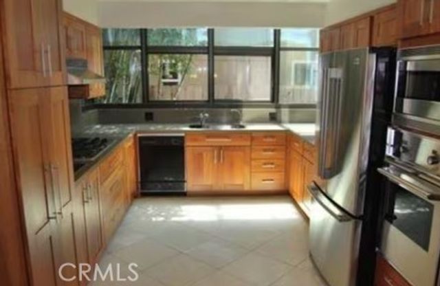 516 518 Roycroft Avenue, Long Beach, CA 90814