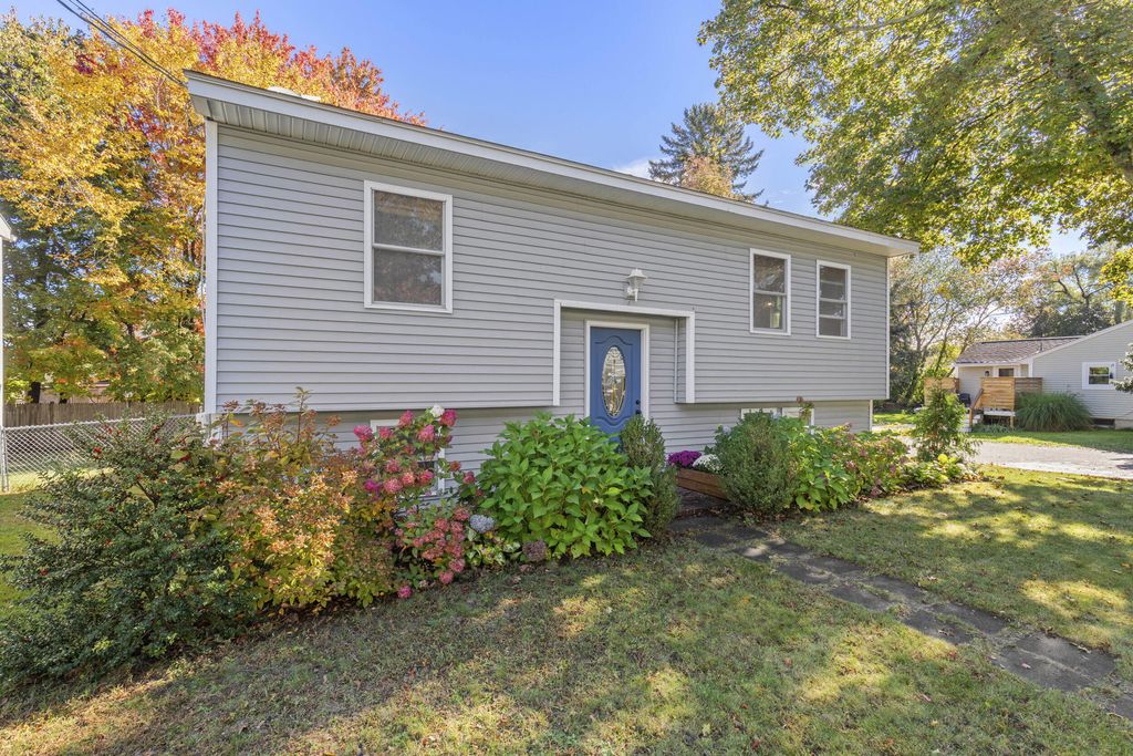 30 Lawn Avenue, South Portland, ME 04106 — exterior