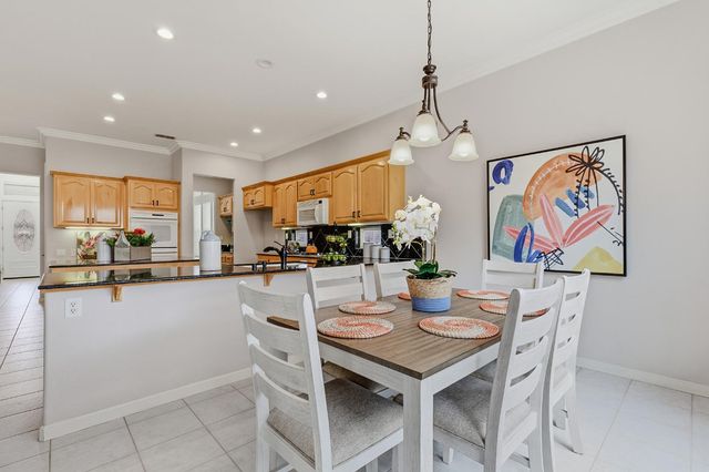 4127 Tahoe Vista Dr, Rocklin, CA 95765