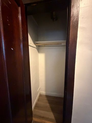 3224 N Karlov Avenue B, Chicago, IL 60641