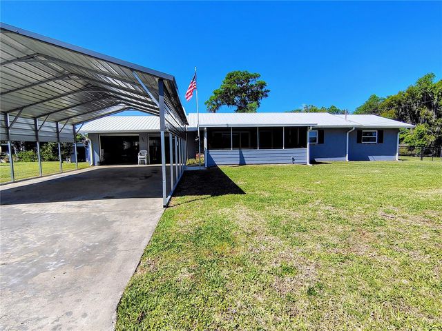 664 CR 467, Lake Panasoffkee, FL 33538