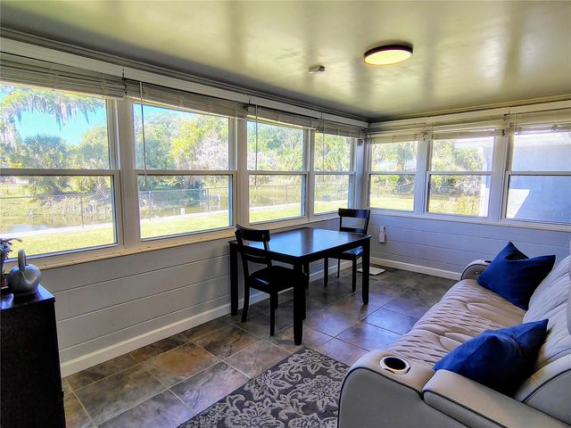 664 CR 467, Lake Panasoffkee, FL 33538