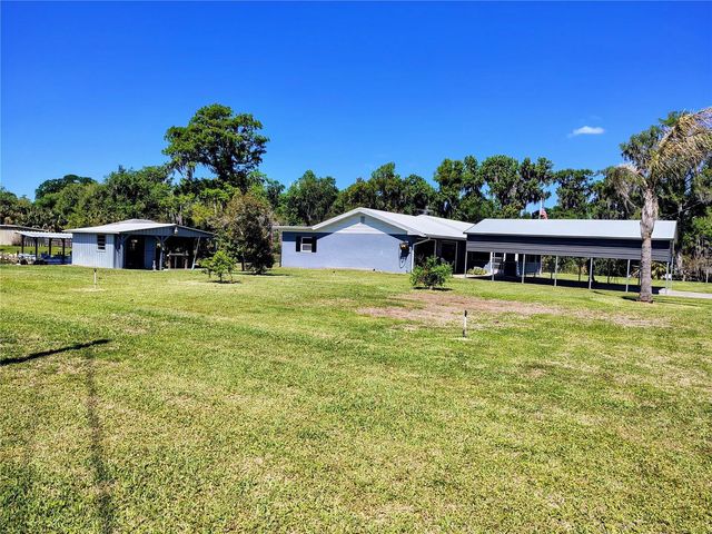 664 CR 467, Lake Panasoffkee, FL 33538