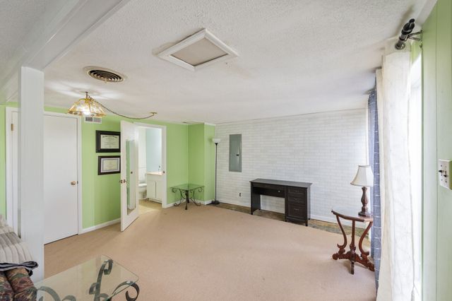 540 Tara Ln, Huntingdon, TN 38344