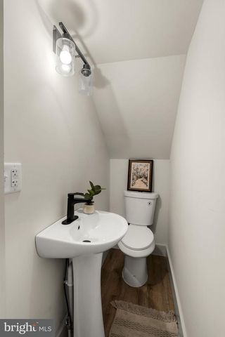 204 N HOERNERSTOWN RD, Hummelstown, PA 17036