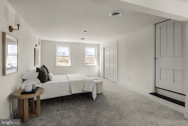 204 N HOERNERSTOWN RD, Hummelstown, PA 17036