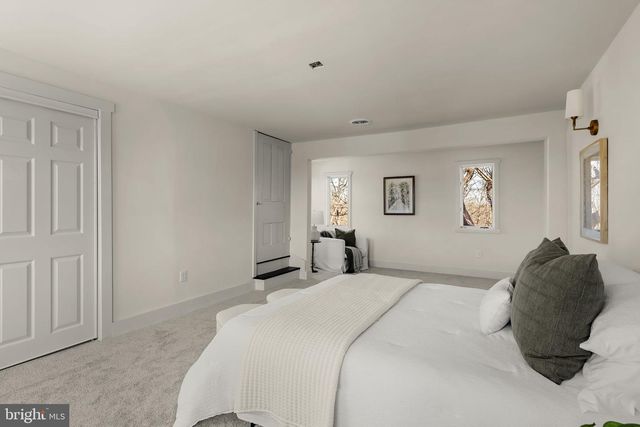 204 N HOERNERSTOWN RD, Hummelstown, PA 17036