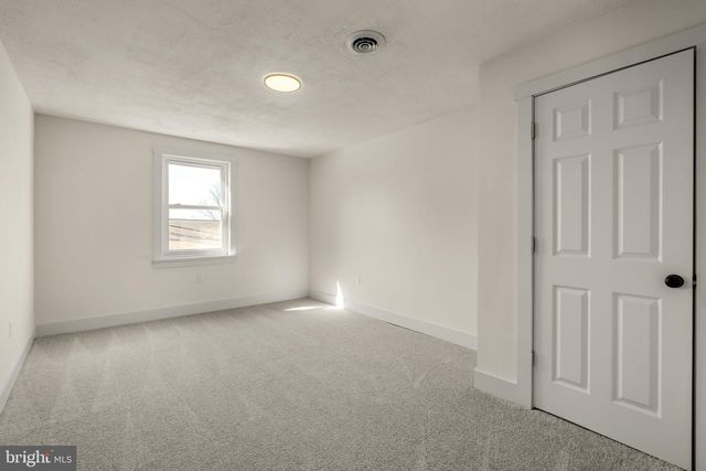 204 N HOERNERSTOWN RD, Hummelstown, PA 17036