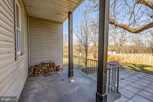 204 N HOERNERSTOWN RD, Hummelstown, PA 17036