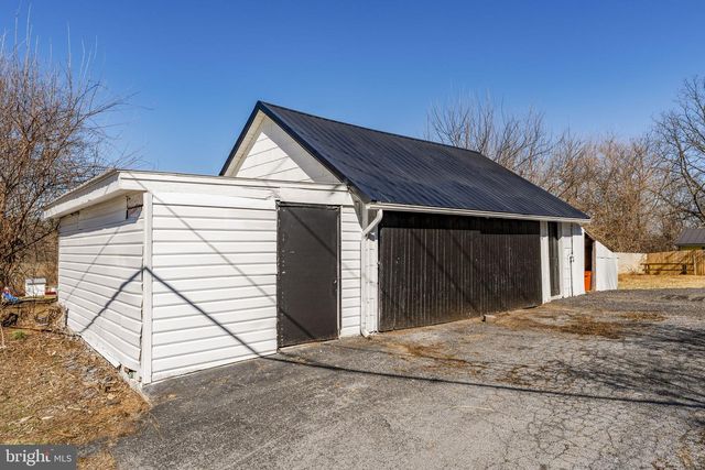 204 N HOERNERSTOWN RD, Hummelstown, PA 17036