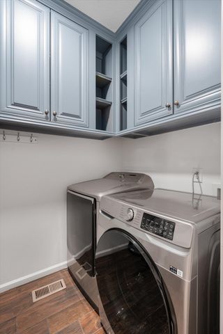 4277 October Woods Dr, Antioch, TN 37013