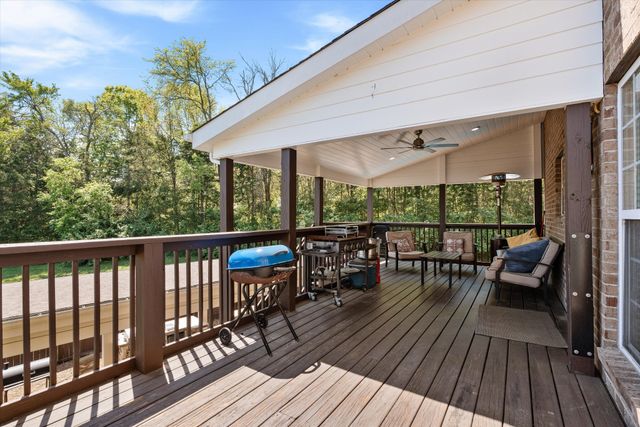 4277 October Woods Dr, Antioch, TN 37013