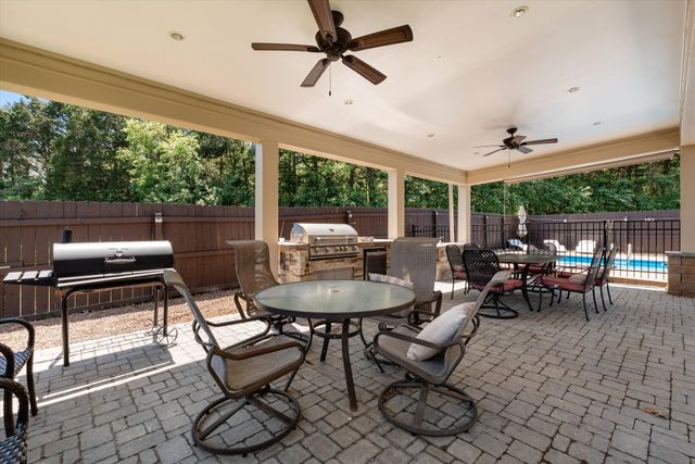 4277 October Woods Dr, Antioch, TN 37013