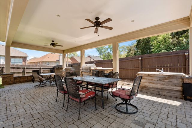 4277 October Woods Dr, Antioch, TN 37013
