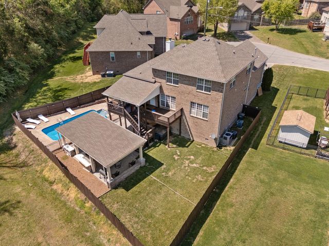 4277 October Woods Dr, Antioch, TN 37013