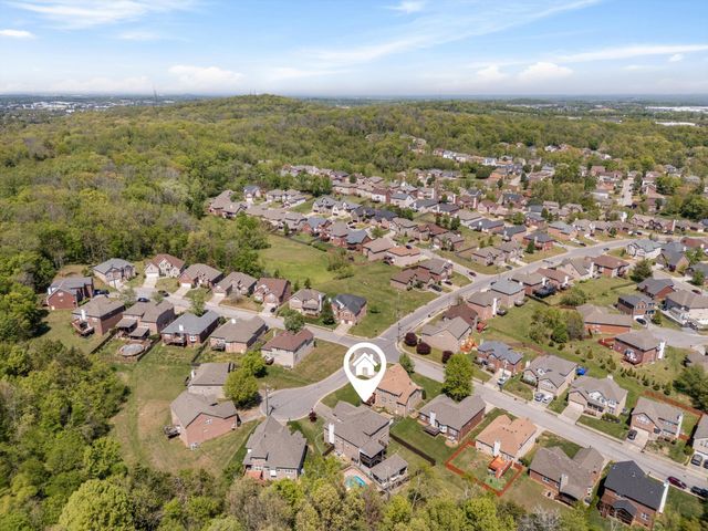 4277 October Woods Dr, Antioch, TN 37013