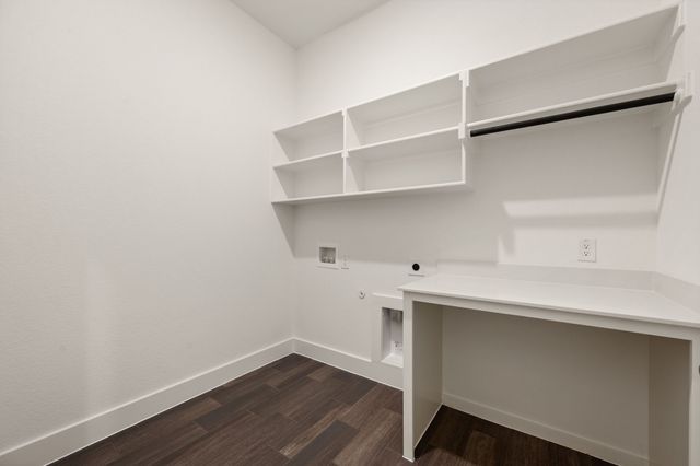 110 Brush Creek Drive, Boyd, TX 76023