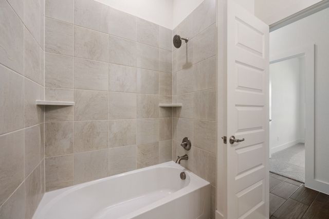 110 Brush Creek Drive, Boyd, TX 76023