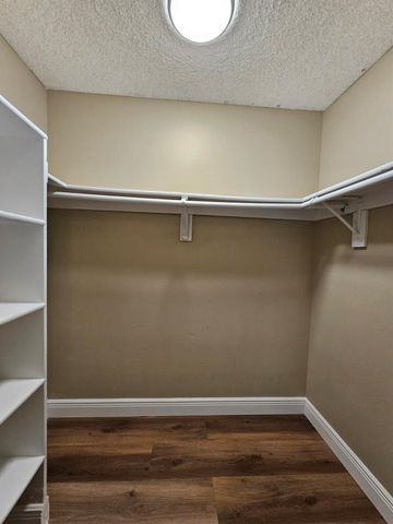 1850 N Congress Avenue 206, West Palm Beach, FL 33401