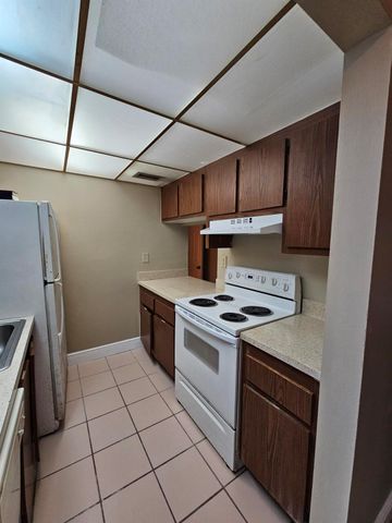 1850 N Congress Avenue 206, West Palm Beach, FL 33401