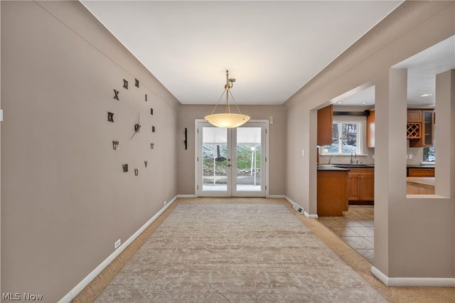 10905 Greenhaven Pky, Brecksville, OH 44141