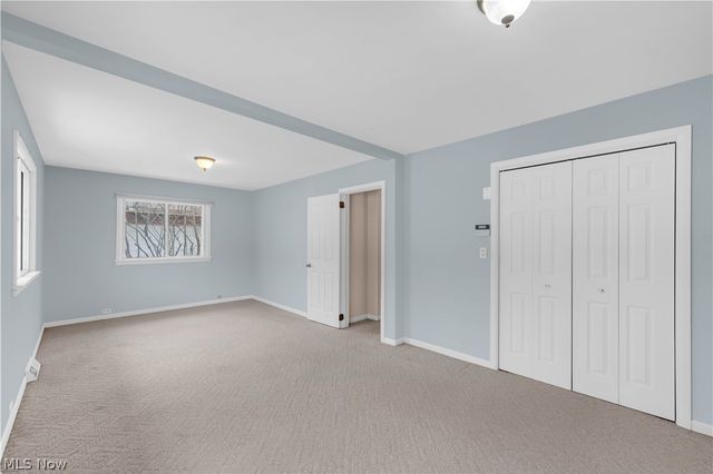 10905 Greenhaven Pky, Brecksville, OH 44141