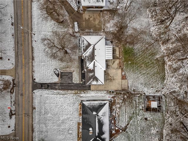 10905 Greenhaven Pky, Brecksville, OH 44141