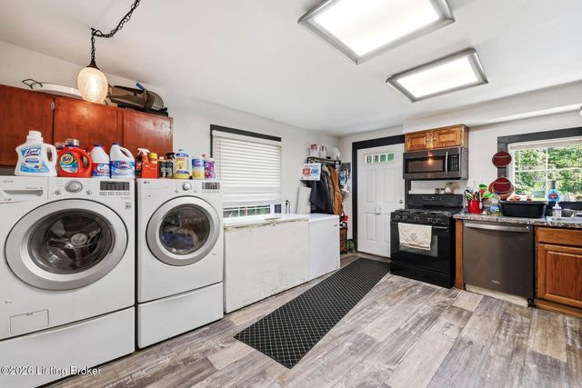 12610 Hiawatha Ave, Louisville, KY 40223