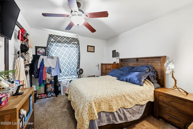 12610 Hiawatha Ave, Louisville, KY 40223