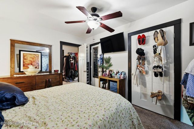 12610 Hiawatha Ave, Louisville, KY 40223