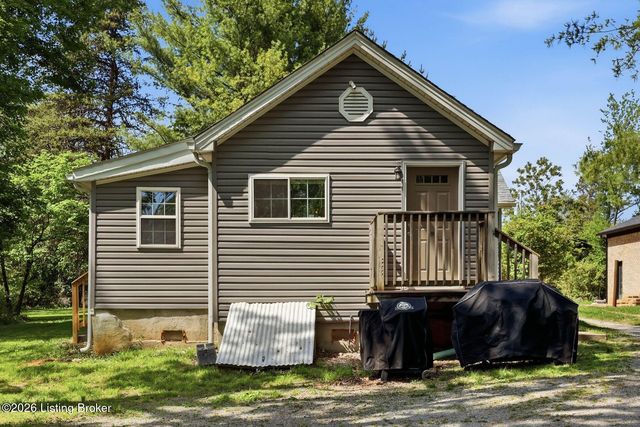 12610 Hiawatha Ave, Louisville, KY 40223