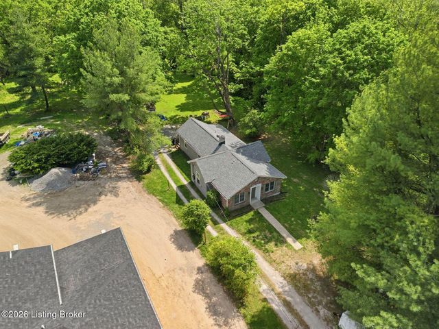 12610 Hiawatha Ave, Louisville, KY 40223