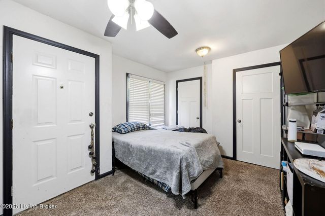 12610 Hiawatha Ave, Louisville, KY 40223