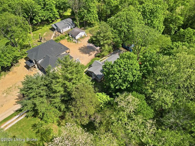 12610 Hiawatha Ave, Louisville, KY 40223