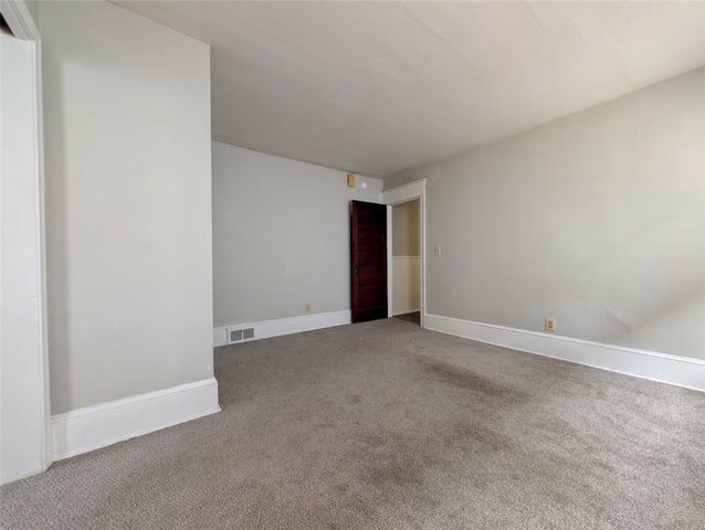 1083 Main Street 1st Floor, Hellertown Boro, PA 18055