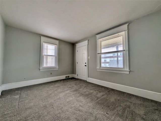 1083 Main Street 1st Floor, Hellertown Boro, PA 18055