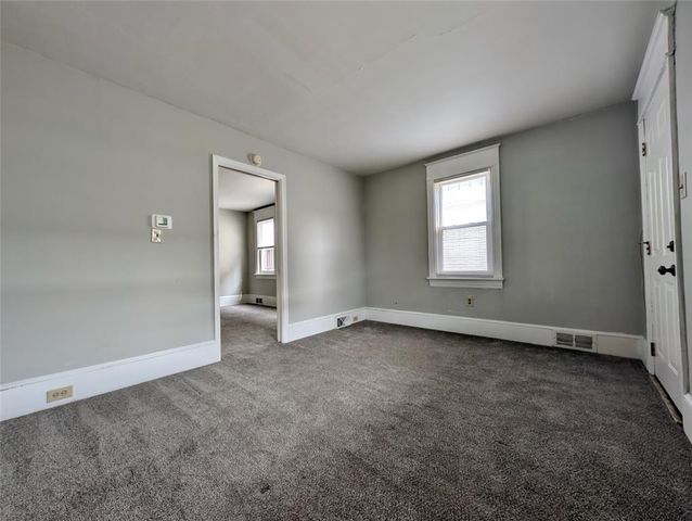1083 Main Street 1st Floor, Hellertown Boro, PA 18055