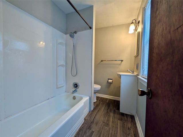 1083 Main Street 1st Floor, Hellertown Boro, PA 18055