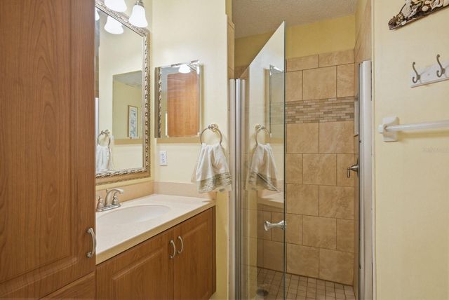 6019 COUNTRY RIDGE LANE, New Port Richey, FL 34655