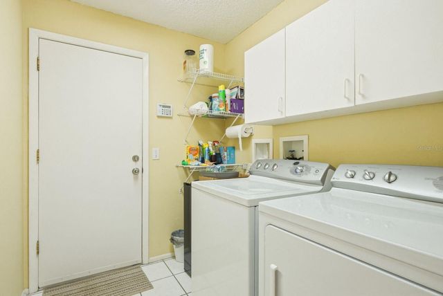 6019 COUNTRY RIDGE LANE, New Port Richey, FL 34655