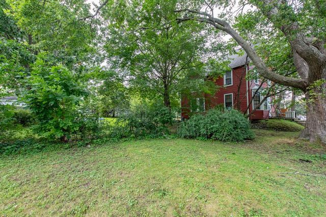 2520 Gideon Avenue, Zion, IL 60099