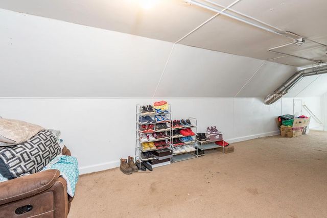 2520 Gideon Avenue, Zion, IL 60099