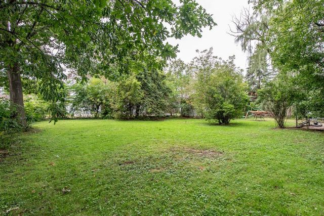2520 Gideon Avenue, Zion, IL 60099