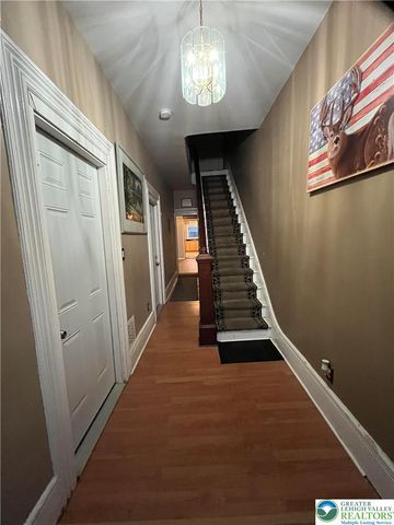 932 Washington Street, Easton, PA 18042