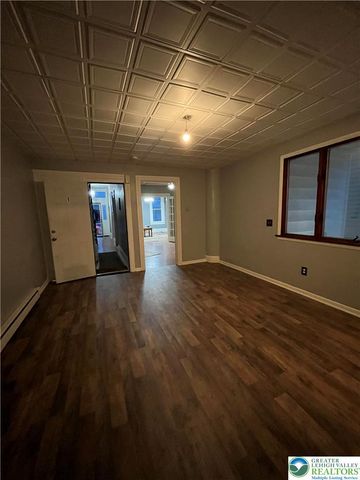 932 Washington Street, Easton, PA 18042